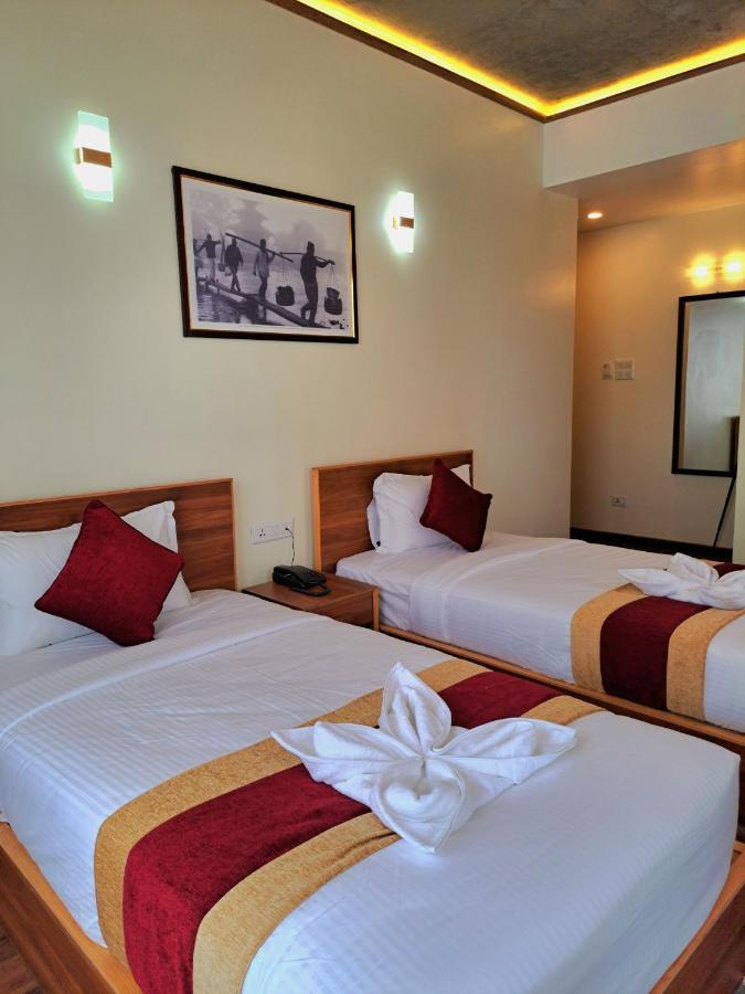 Rodeos Inn Kathmandu Exterior photo